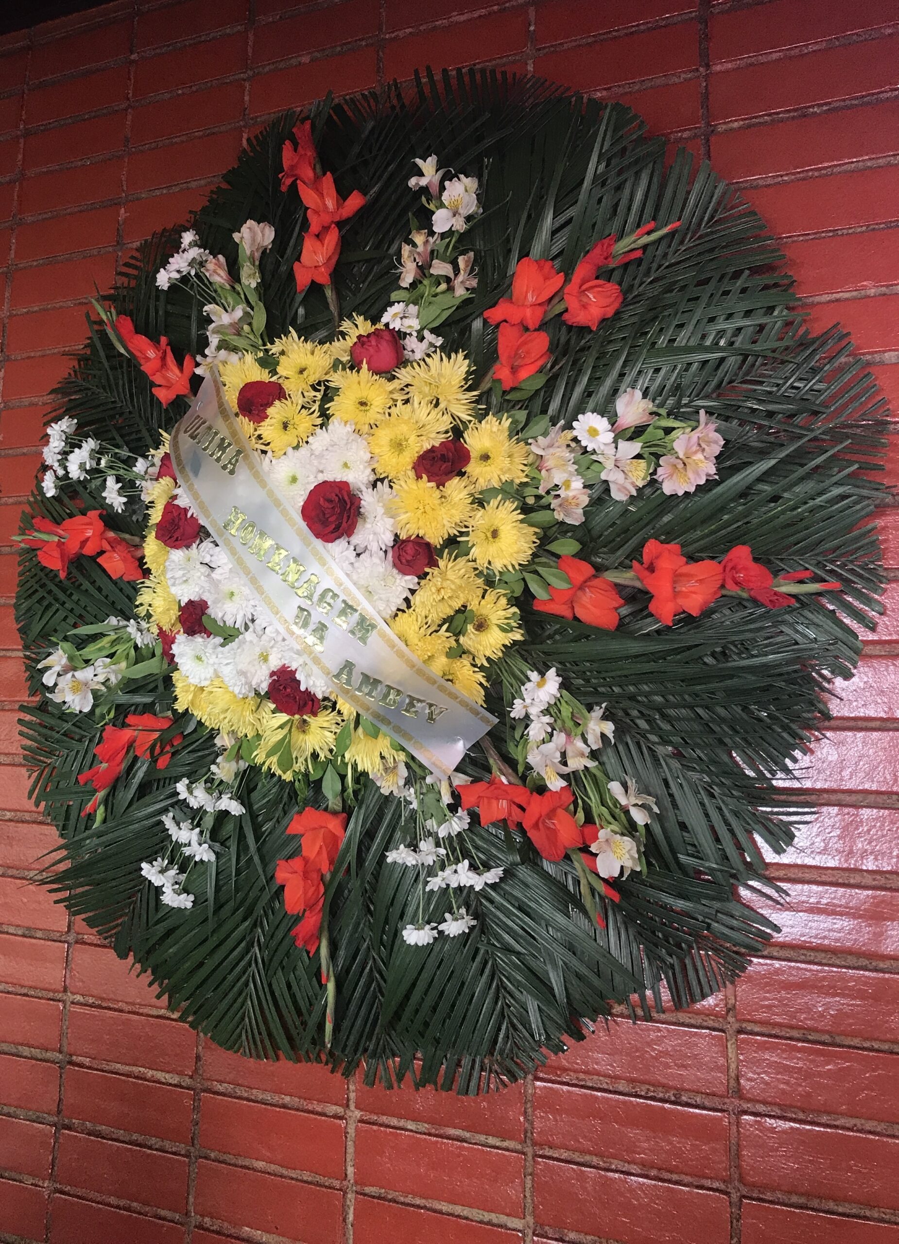 Coroa de Flores para cerimônias de velório e funeral.